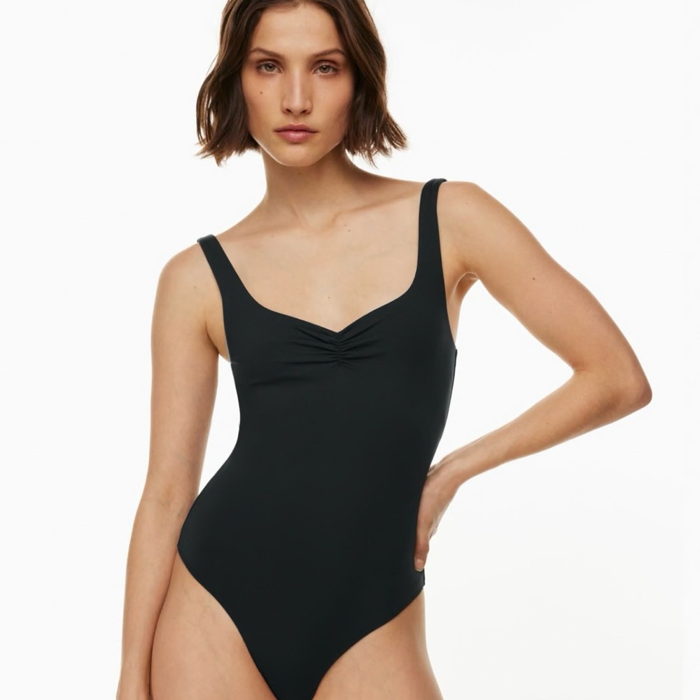 Aritzia bodysuit